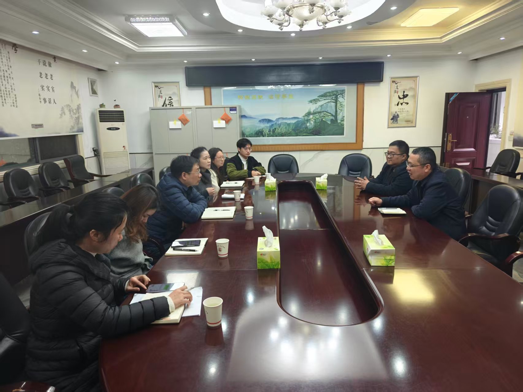 新春策马启新程 融资攻坚勇争先